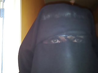 my eyes in niqab